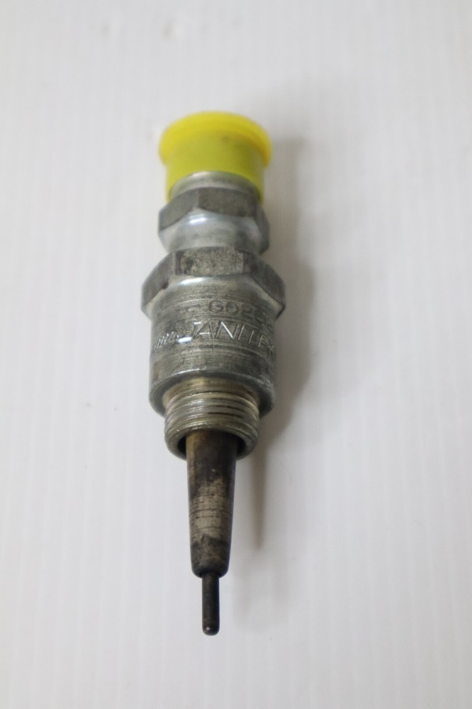 G02C12 Aircraft Igniter Spark Plug