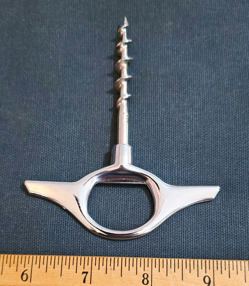 Handy Metal Kitchen Corkscrew