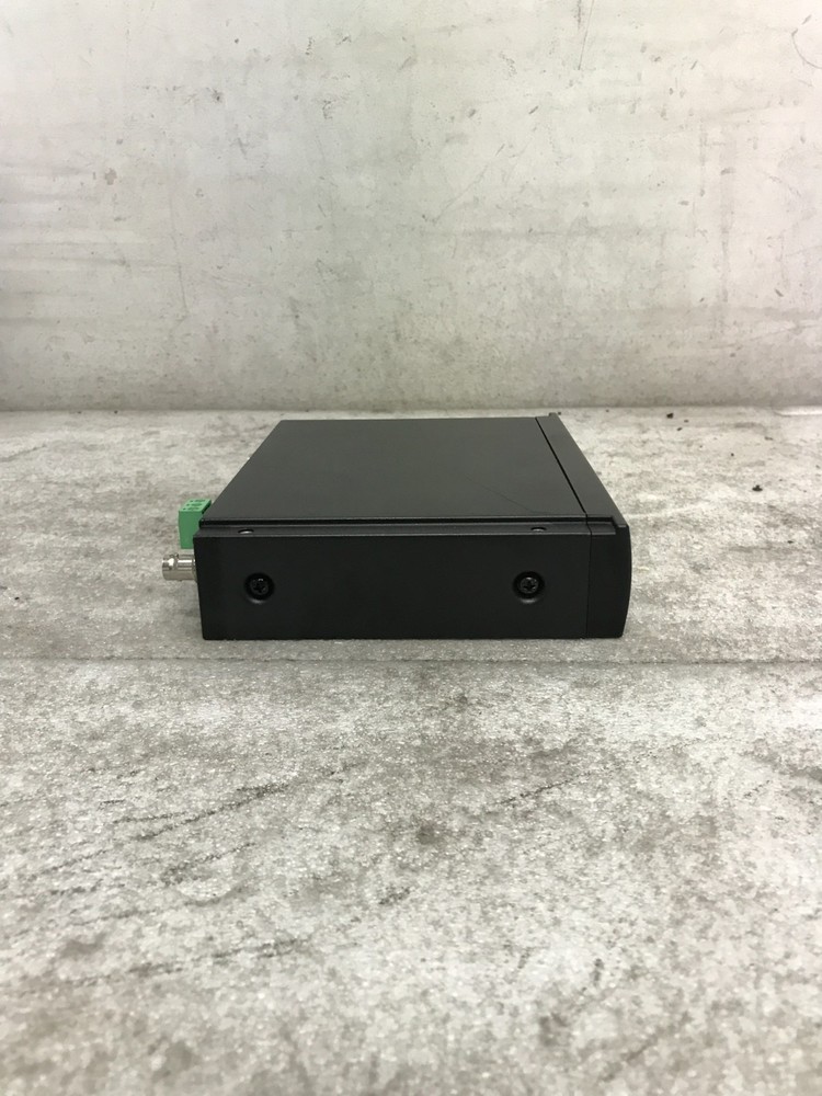 Shure SLX4 L4 & H5 Wireless Microphone Receiver