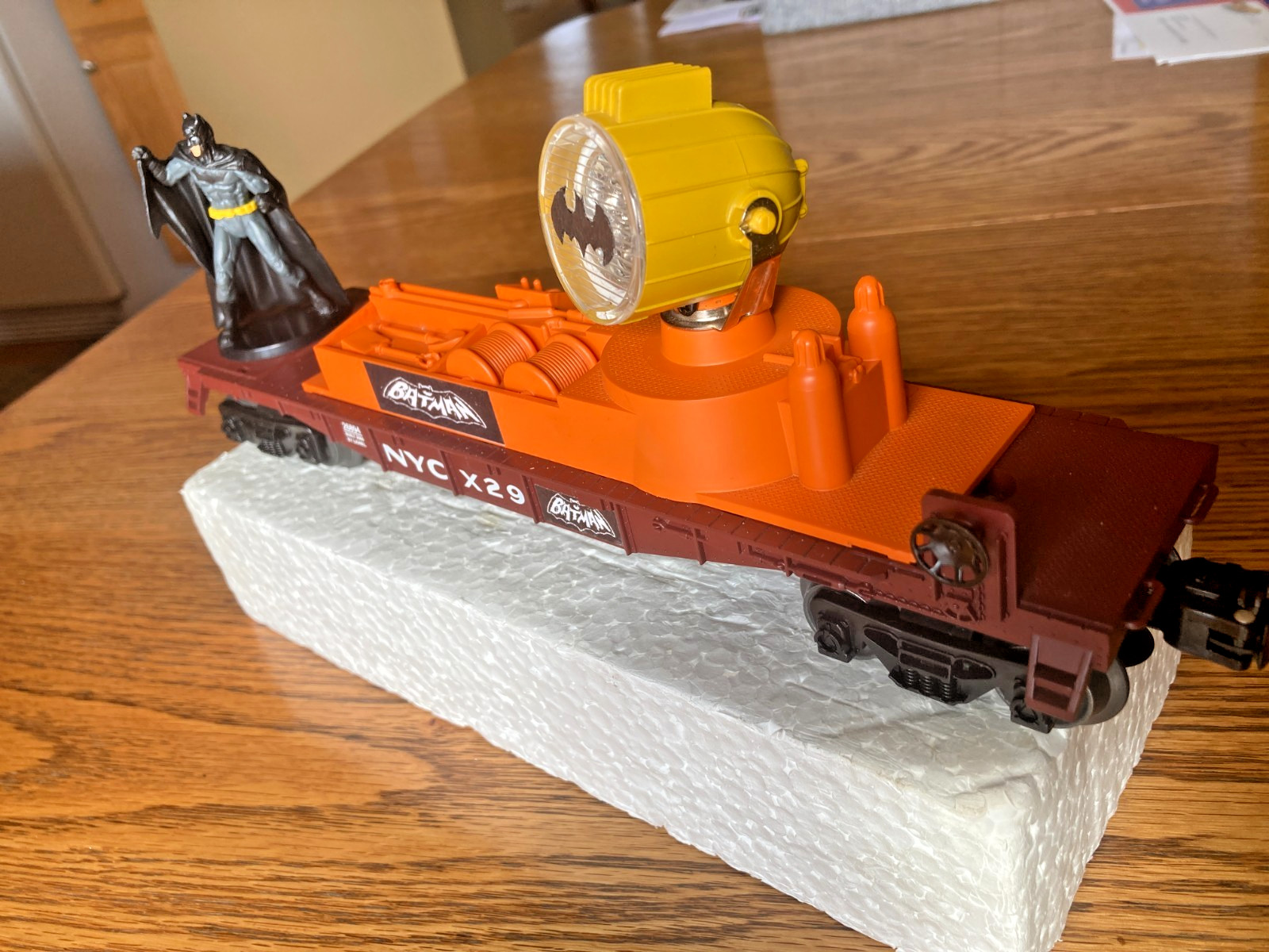 Lionel Customized SearchLight Car with Batman and Bat Signal