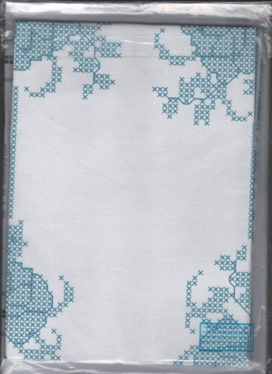 NIP!!! CRAFTWAYS CROSS STITCH KIT RUBY ROSE TABLE RUNNER 14 X 44"