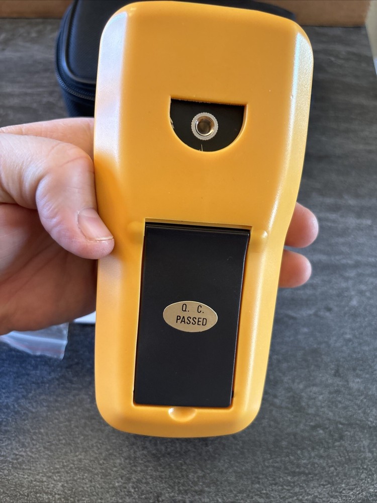 Cen-Tech 92242 Functional Digital Thermometer New #DD