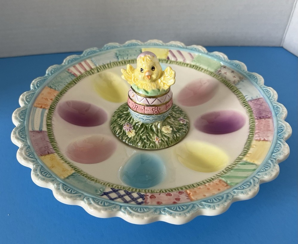 Vtg Ceramic Deviled Egg Platter Pastel Colors Center Chick 10”
