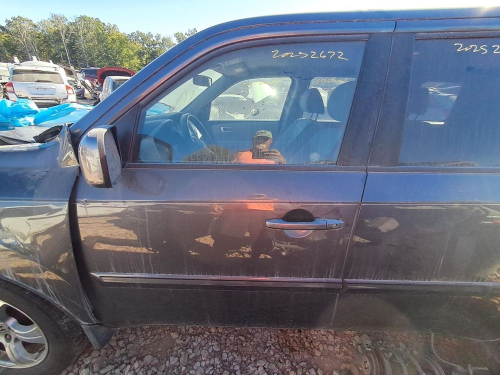 Fuse Box Engine Right Hand Engine Compartment Fits 12-15 PILOT 2635406