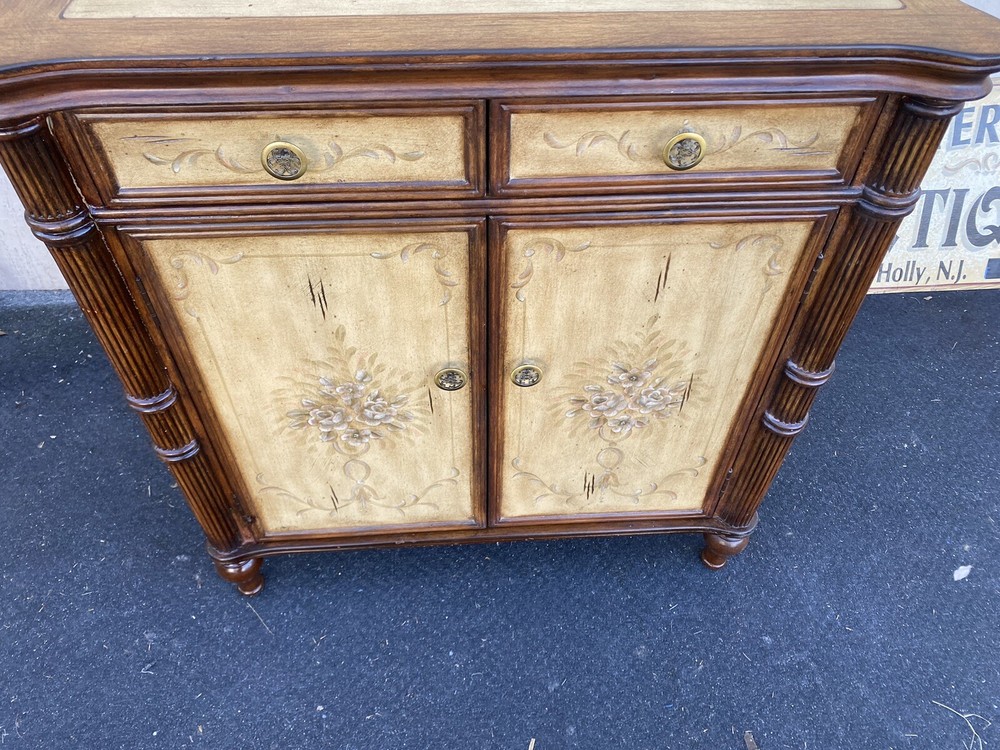 65218 Decorator Sideboard Server Cabinet