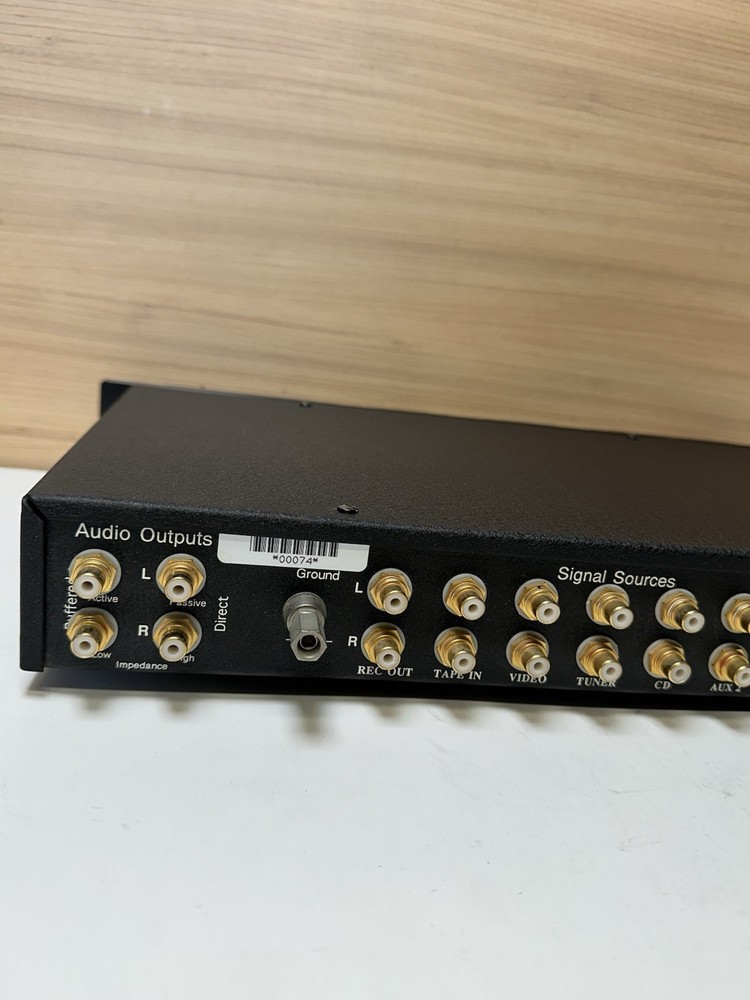 monarchy audio Buffered control center model 10