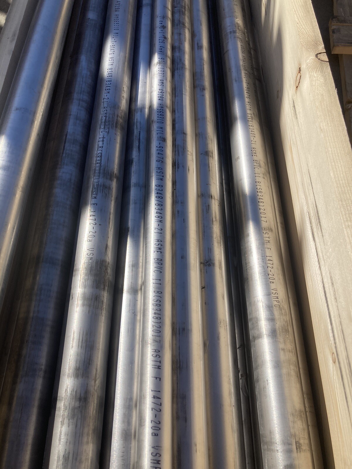 Titanium Round Bar 6AL-4V grade 5 AMS 4928 1.500 X 17.000”