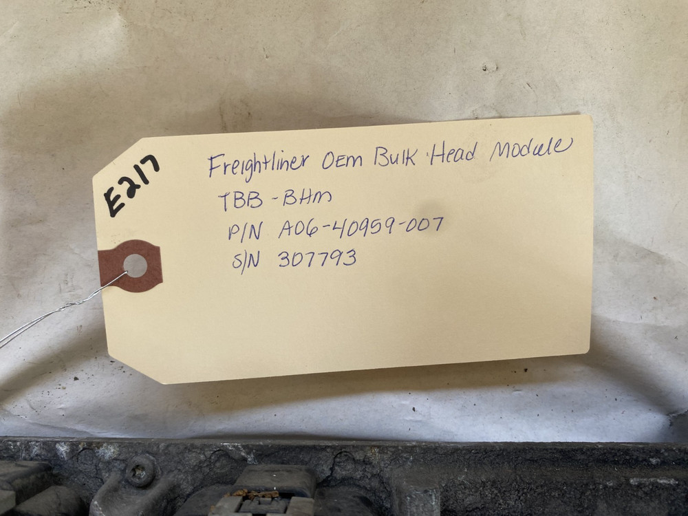 E217 Freightliner B2 Body Control Module (BCM) A06-40959-007 TBB-BHM