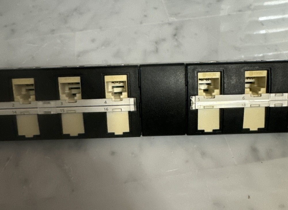 Krone Modular CAT5 Patch Panel With 12 Jacks And 12 Blanks Keystone Rack Mount