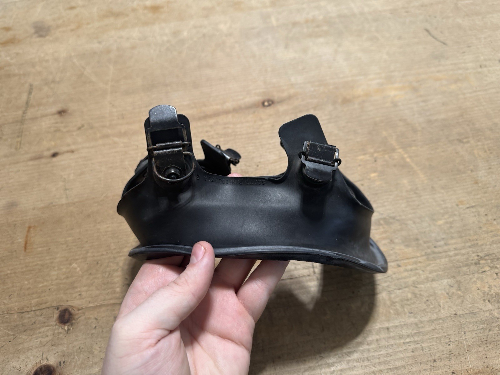 Scott AV3000 HT SCBA Firefighter Mask 4 Pull Replacement Face Seal Medium