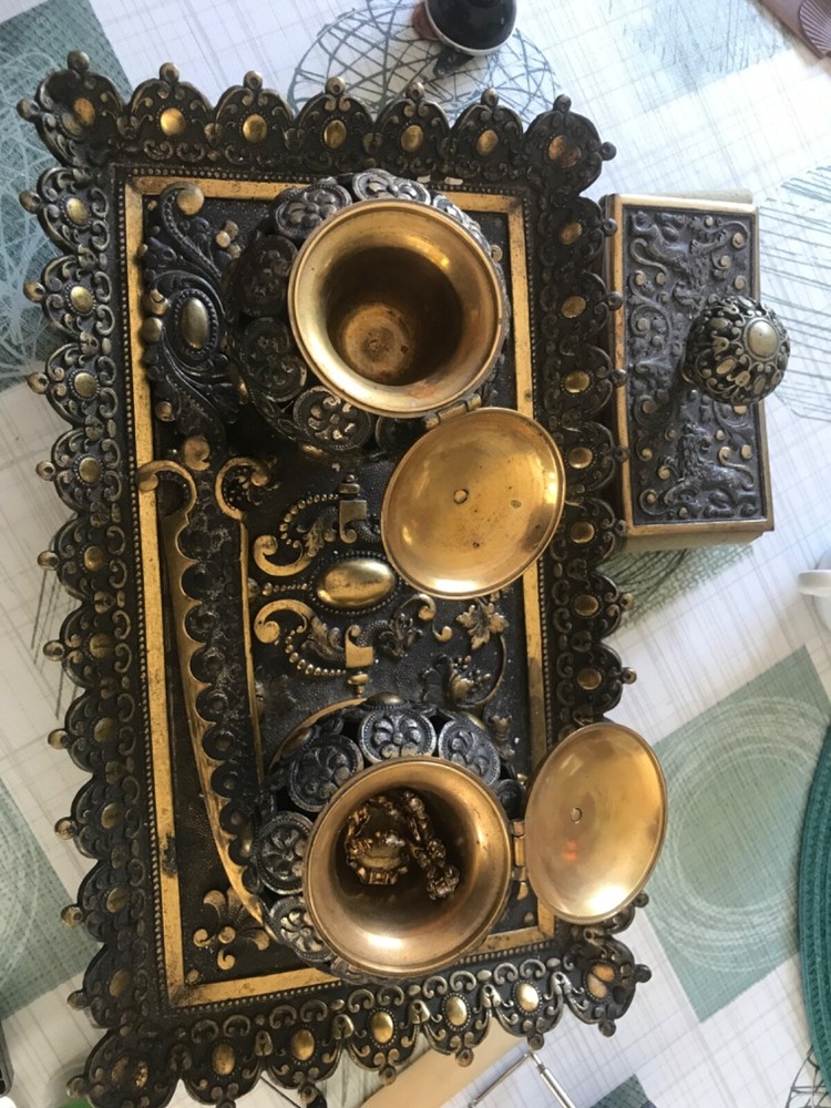 encrier ancien en bronze