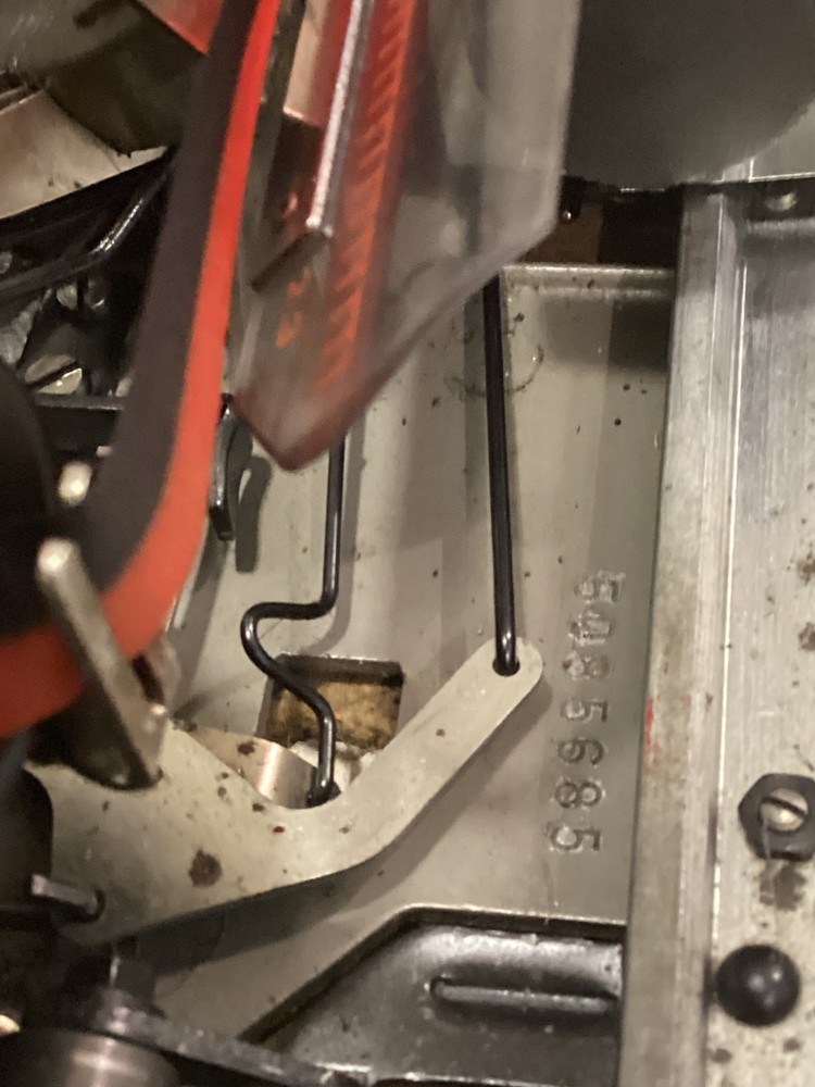 TRIUMPH TIPPA S. TYPEWRITER CURSIVE TYPEFACE. SPANISH LAYOUT. GERMANY 1969.