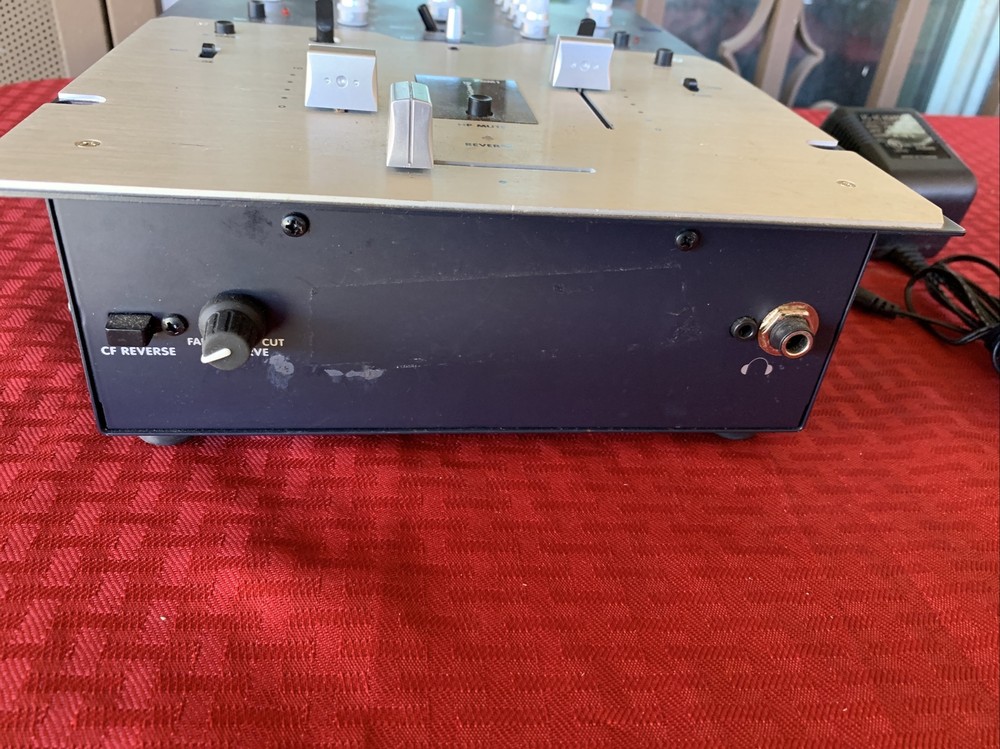 stanton sa.3 two channel DJ Mixer