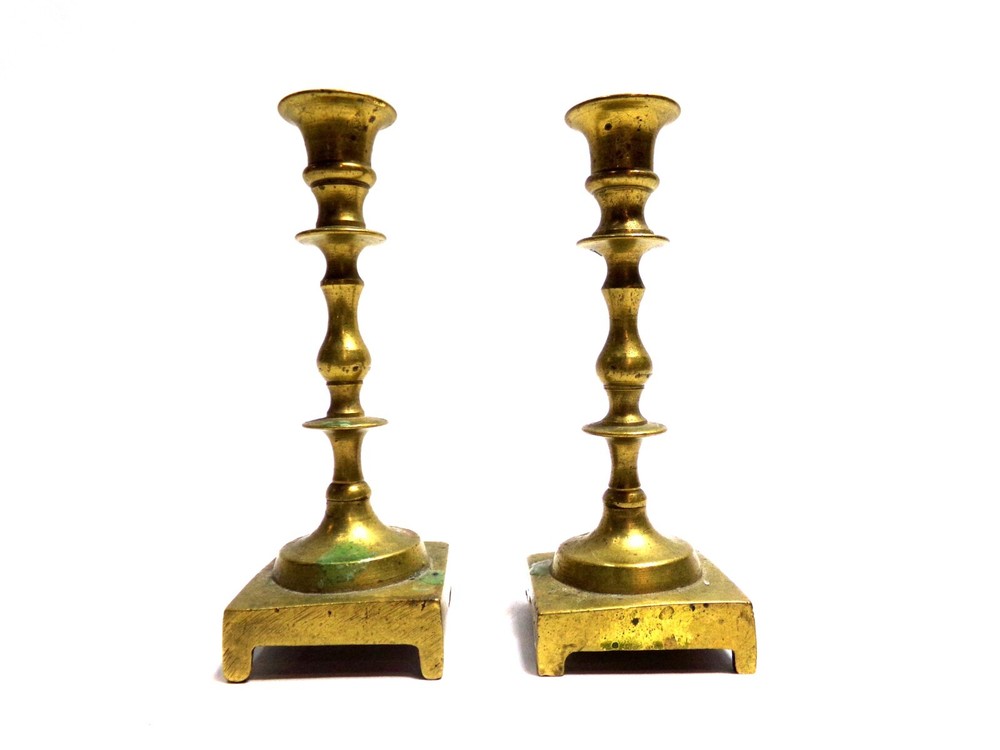 VINTAGE 4 5/8" SOLID BRASS SMALL GOTHIC TAPER CANDLE HOLDER SET