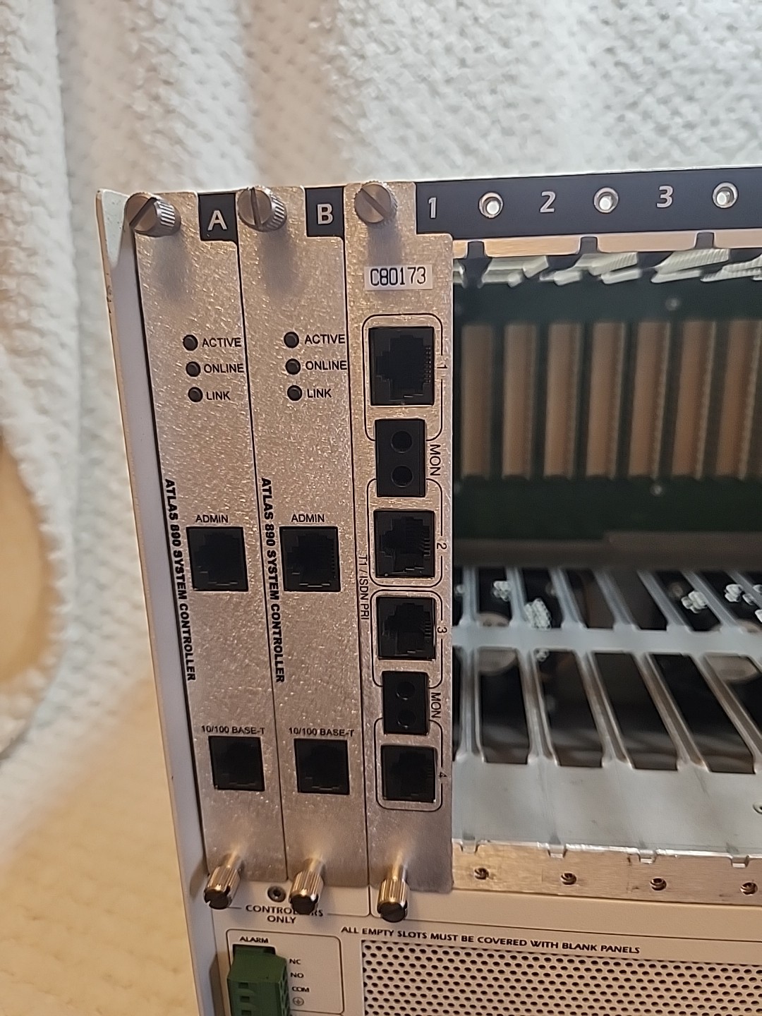 Adtran Atlas 890 Chassis 1200321L1 w/2*Controller +1*Quad T1 PRI +2*PSU Module