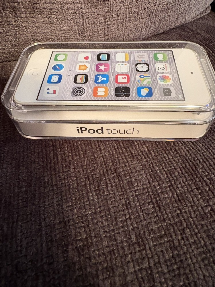 Apple iPod Touch 6th Generation Model A1574