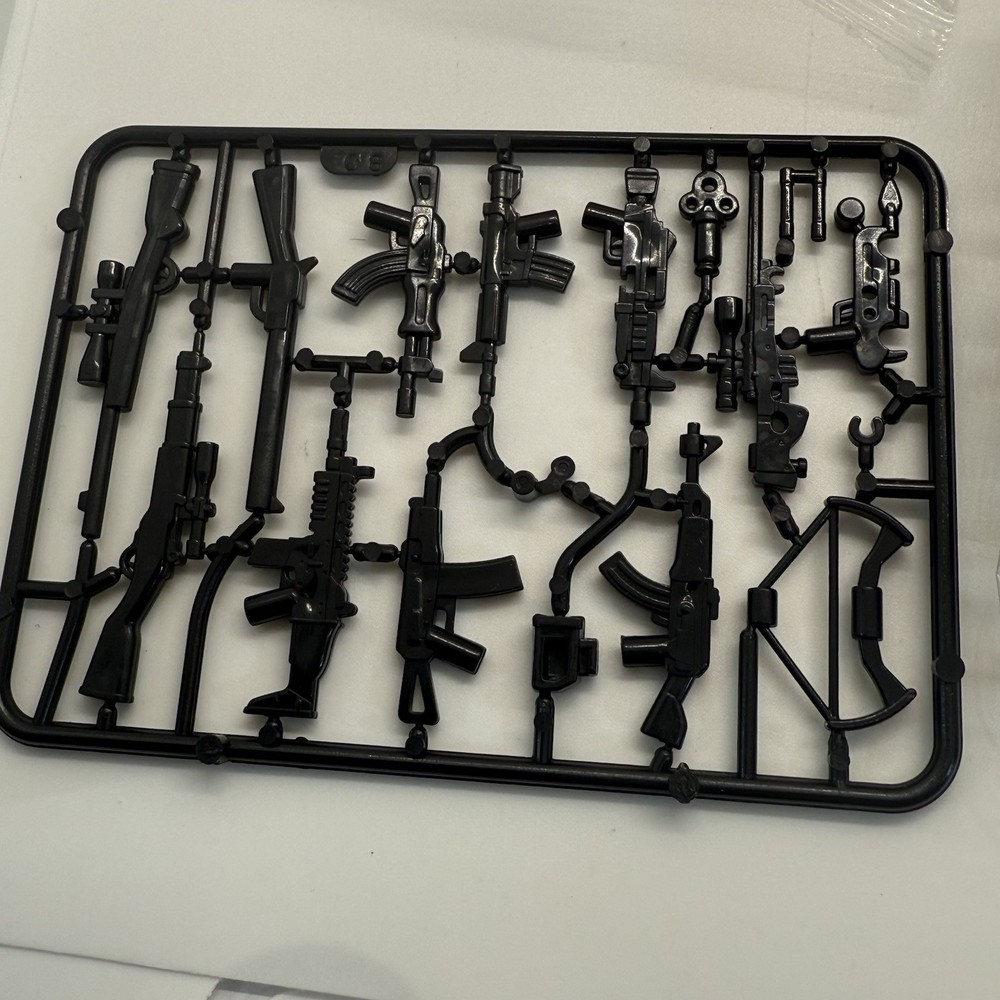 IdeaMoc Building Blocks Complete Open Pack, 10 Characters, Weapons & Accessories