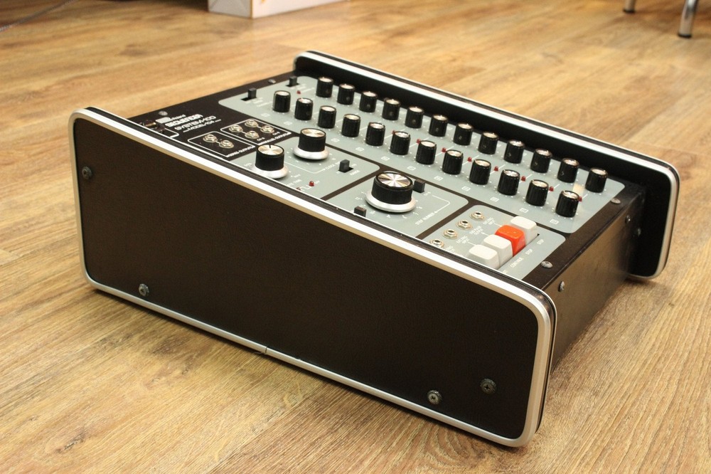ROLAND SYSTEM-100 MODEL 104 [510642]