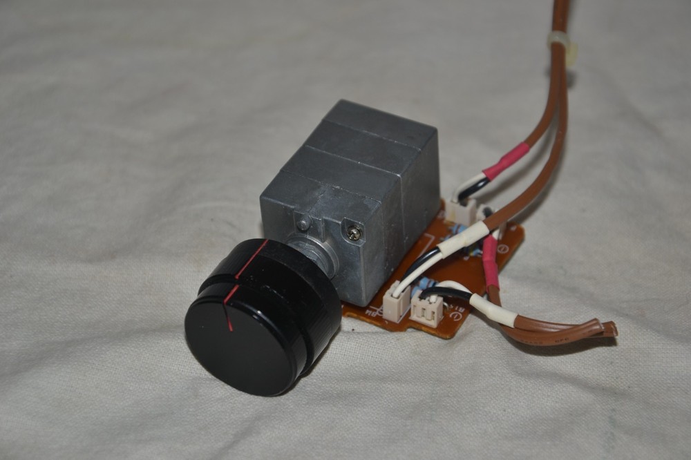 Sony PCM-501ES Digital Audio Processor Record Level potentiometer & knob