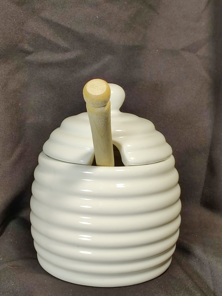 WM Bartleet Sons Honey Pot White