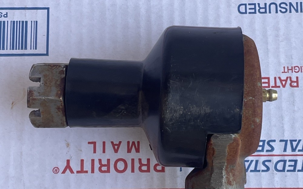 STEERING TIE ROD END ROAD LEVELER RIGHT HAND E11003