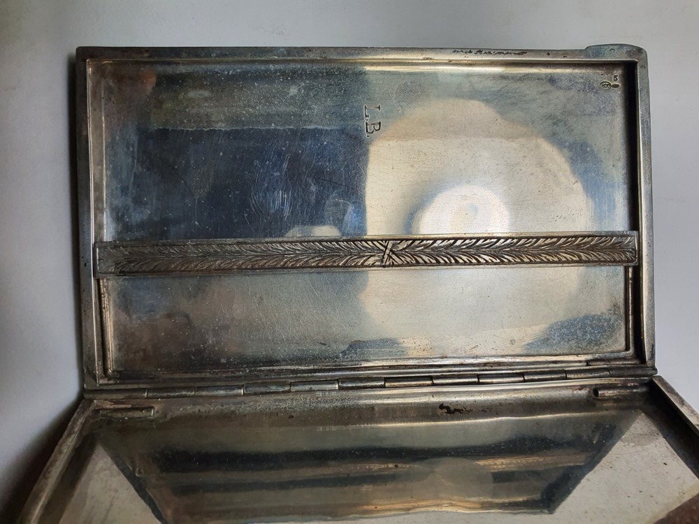 Vintage solid Silver Cigarette case. 800 Silver. Heavy, 7.4 Oz.