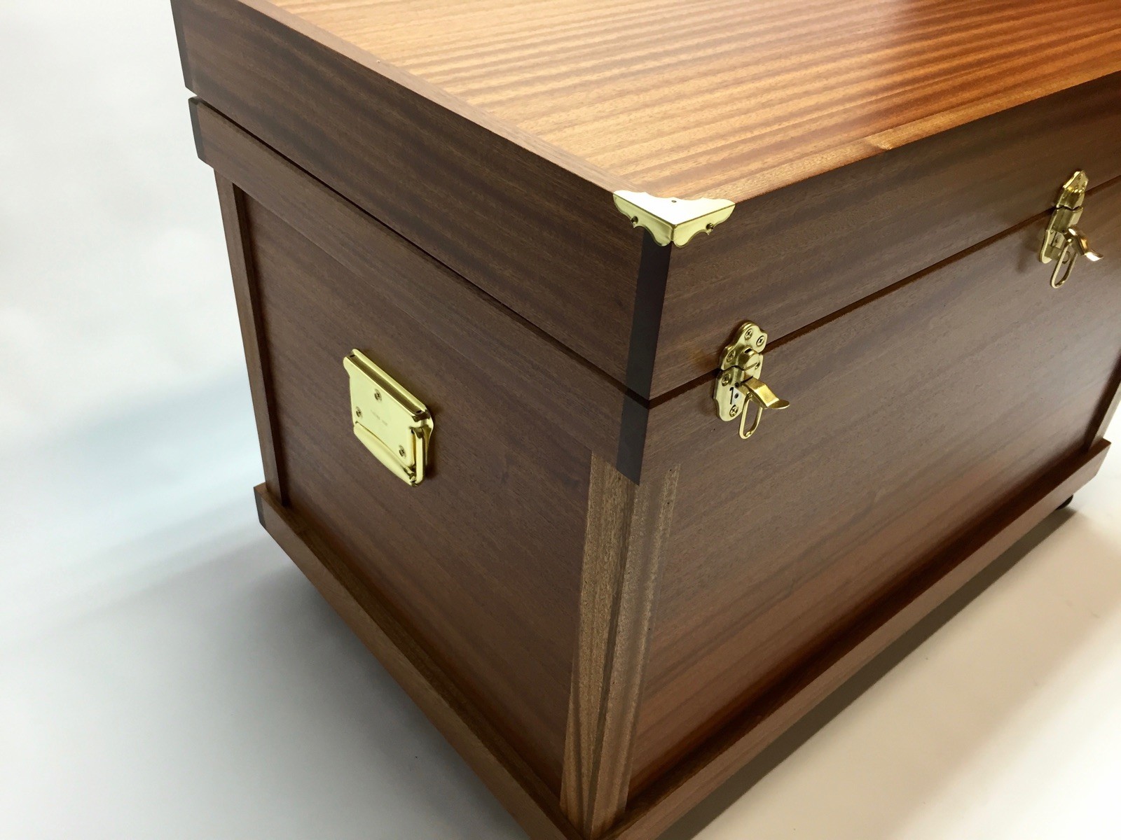 Tack Trunk with bandage lid/ tray/ made from Mahogany Sapele