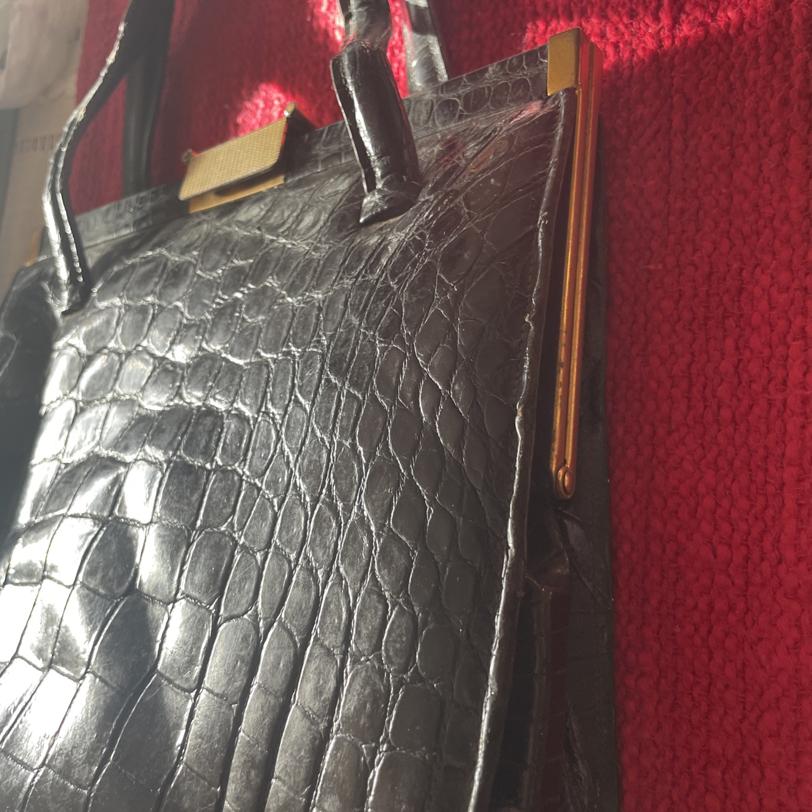 Authenticated Vintage Genuine Crocodile Skin Leather Neiman Marcus Handbag
