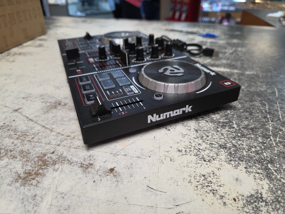 Numark Party Mix DJ Controller With Built-in Light Show