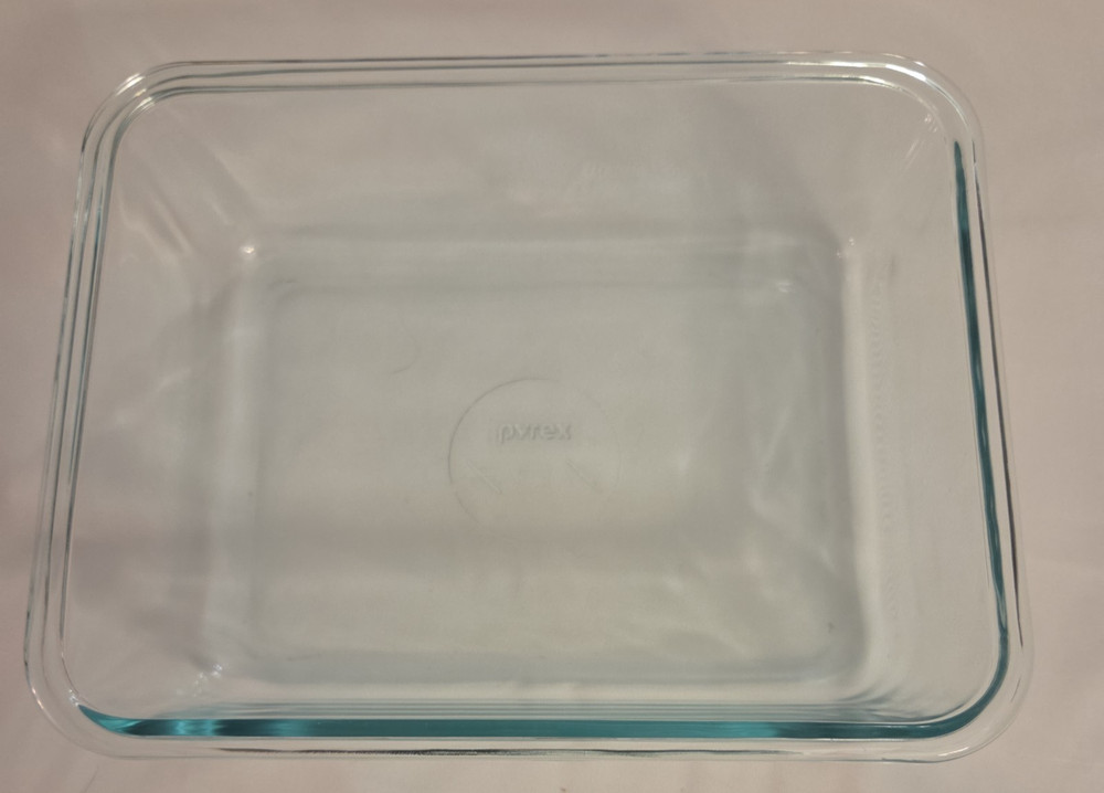 Pyrex Glass Baking Dish Vintage Blue Tint Clear 9 x 7 Rectangular 6 Cup 7211R