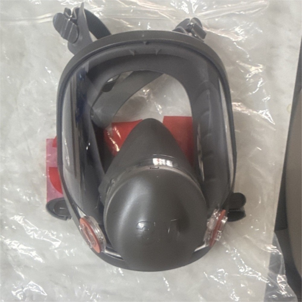 3M 6800 Full Facepiece Respirator Mask Medium Size Full Face Coverage