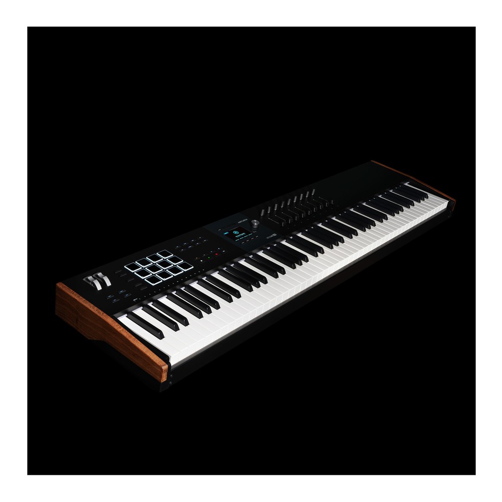 Arturia KeyLab 88 mk3 Black 88 Key Weighted Hammer action Keyboard Controller