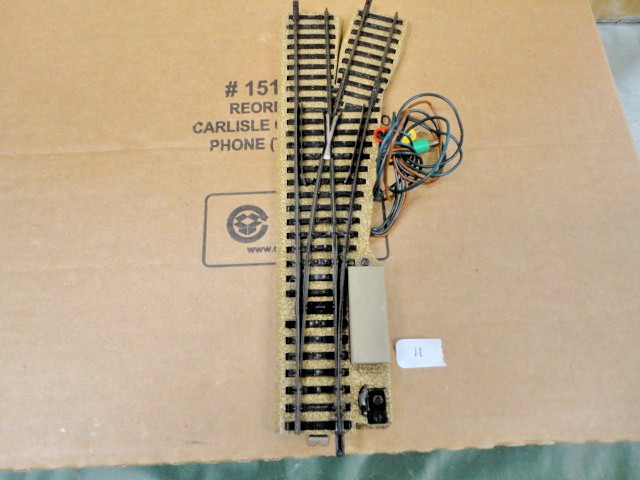 Marklin Ho Model Track 3900  MW Right hand switch set #11  nice!