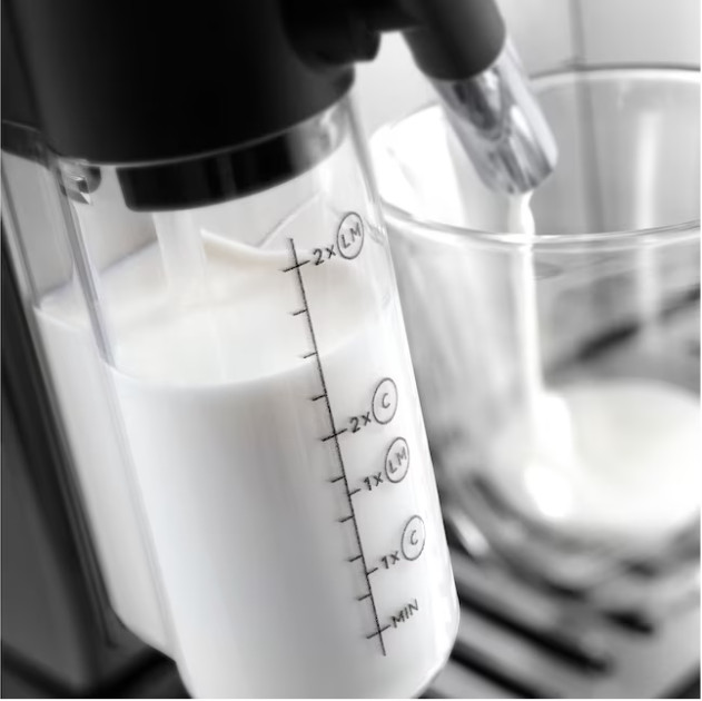 DeLonghi Magnifica Super automatic Stainless steel Programmable Espresso Machine