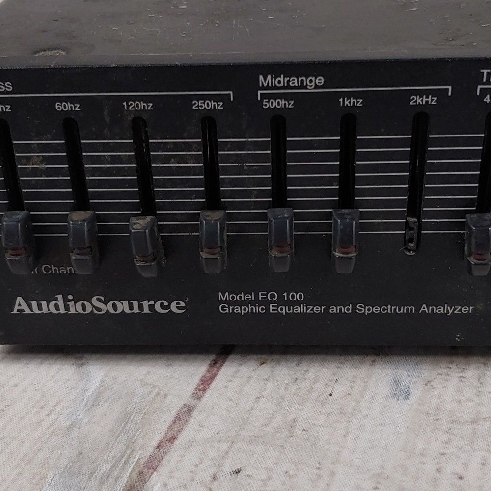 MISSING LIGHTS AudioSource EQ 100 Graphic Equalizer and Spectrum Analyzer TESTED