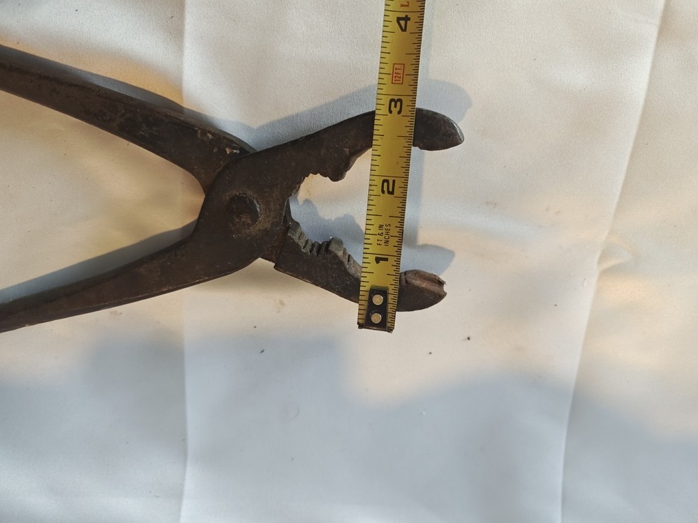 Antique Primitive Wolf Jaw Type Blacksmith Forge Tongs