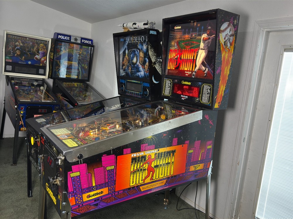 Big Hurt Pinball Machine