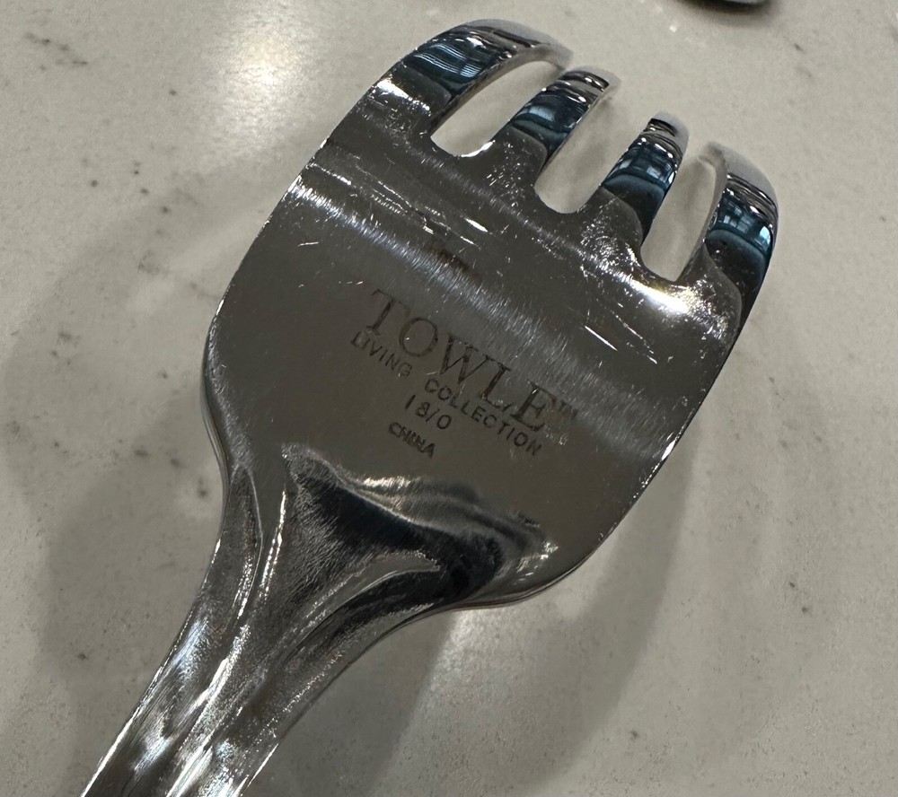 36 PC Towle Stainless Living Collection ZOE Solid Flatware Beaded