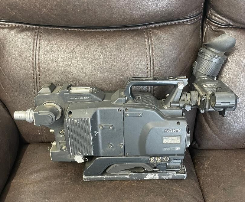 Sony  Video Camera with CA-TX7 Camera Control Unit