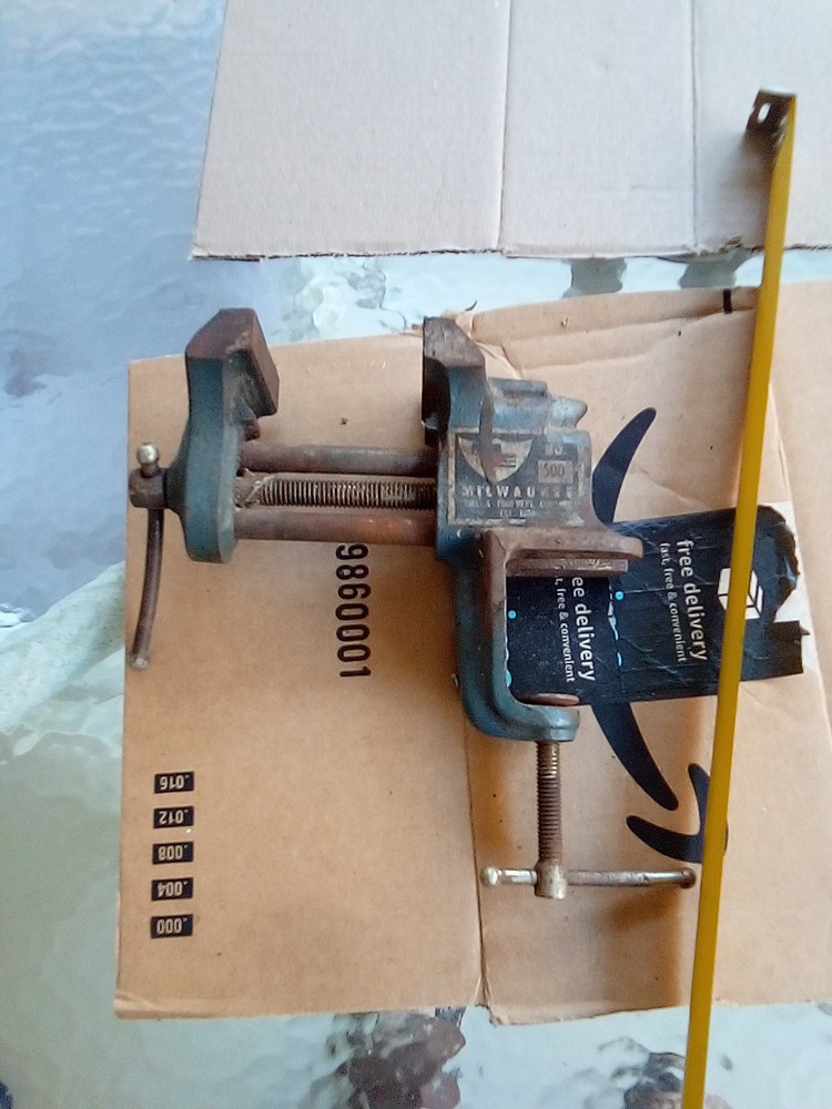 Milwauwee Small Bench Vise
