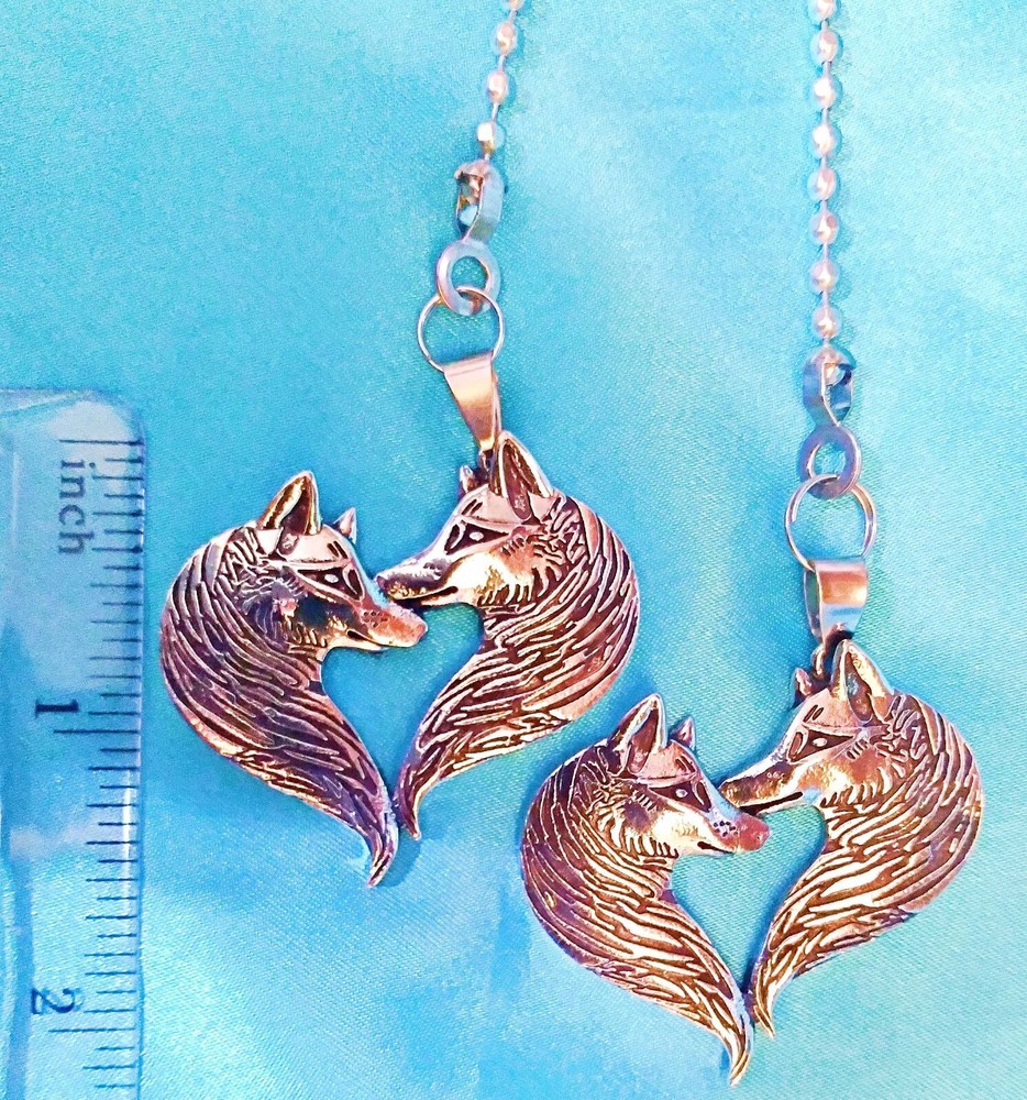 Set of Two ~ Wolf Pair Love Metal - Ceiling Fan Pull Chains
