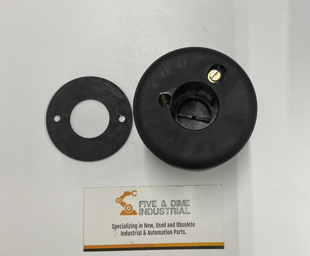 Telemecanique XVAC211 28045 Stack Light Base Cap (GR167)