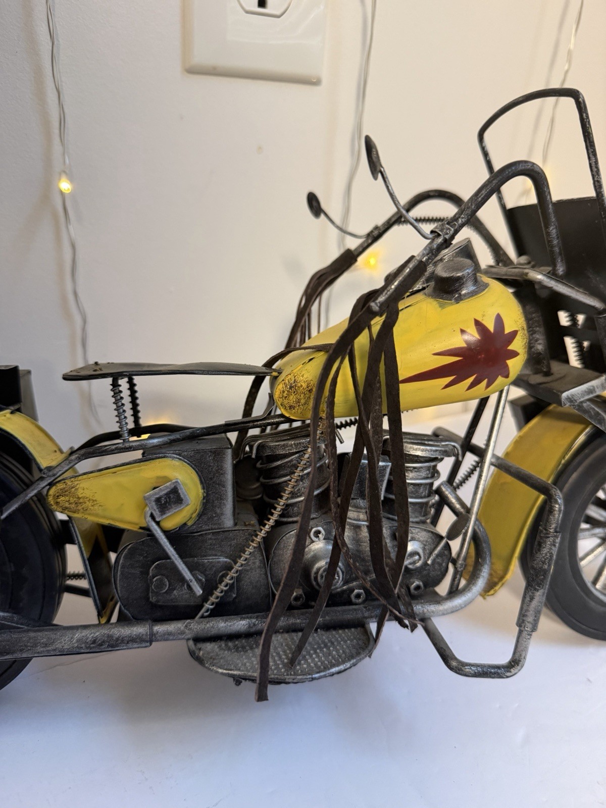 Vintage Style Metal Motorcycle Sculpture Retro Industrial Home Decor