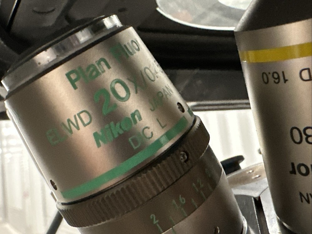 Nikon Eclipse TE300 Inverted Microscope Plan Fluor 10/20/40x Eppendorf 6540 R094