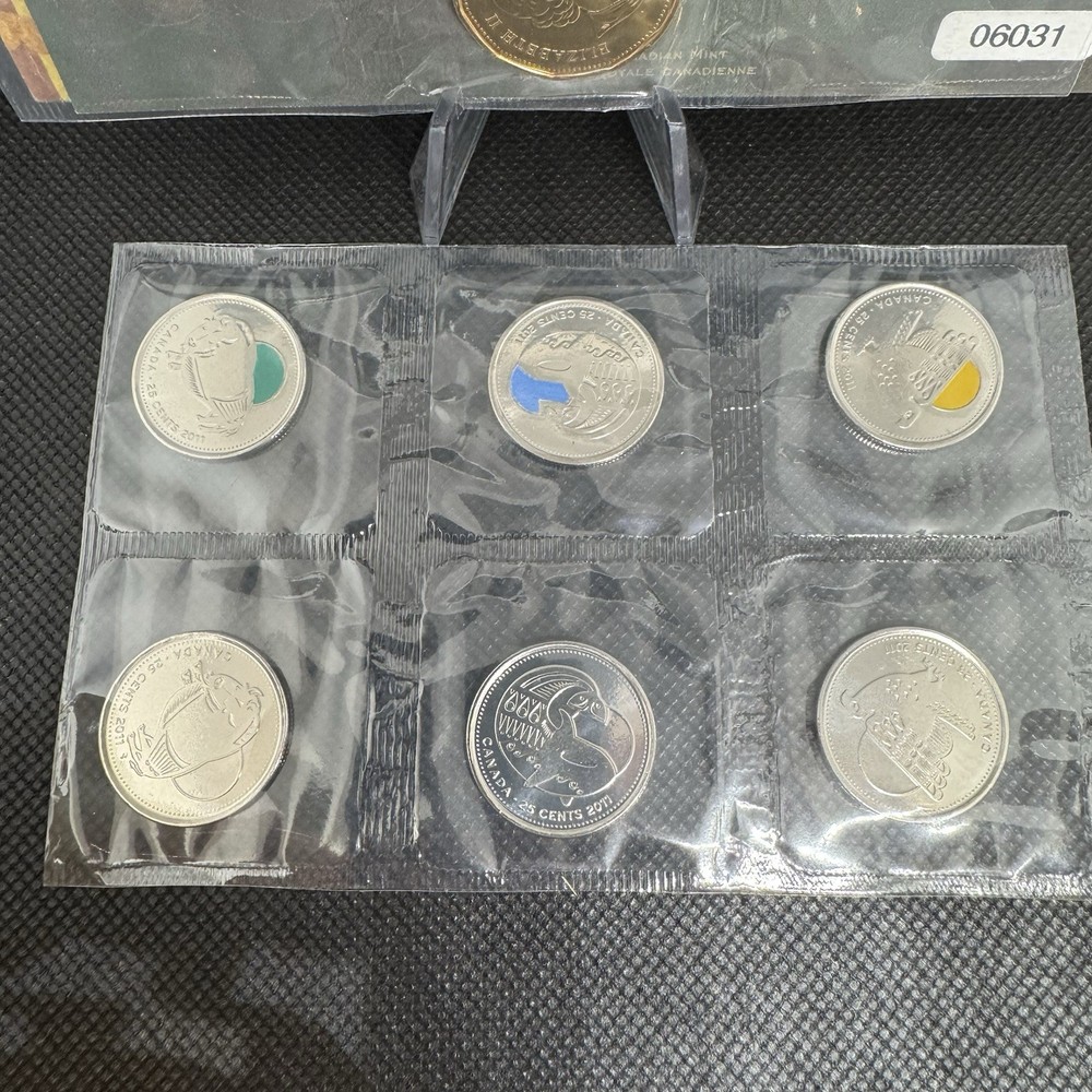 Rare Error Package Canada 2011 Uncirculated Special Coin Set Wrong Side $1 & $2