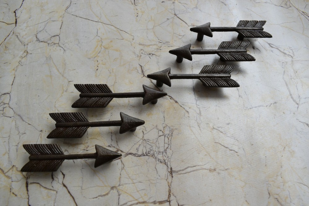 Vintage cast iron Arrow cabinet drawer door knobs handles pull rustic 6 pcs