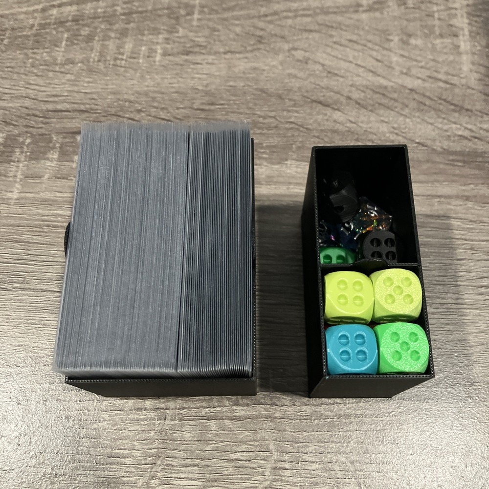 MTG Commander Deck Box - Final Fantasy Themed Commander Display Customizable