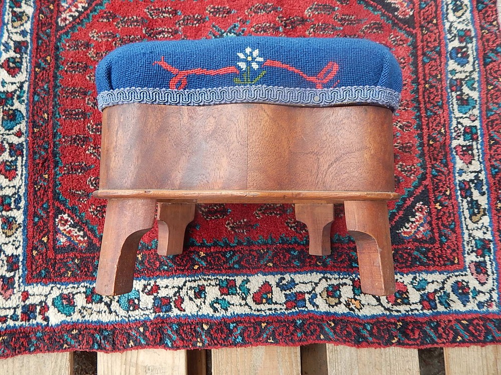 Antique Victorian Unicorn Fine Needlepoint Small Stool