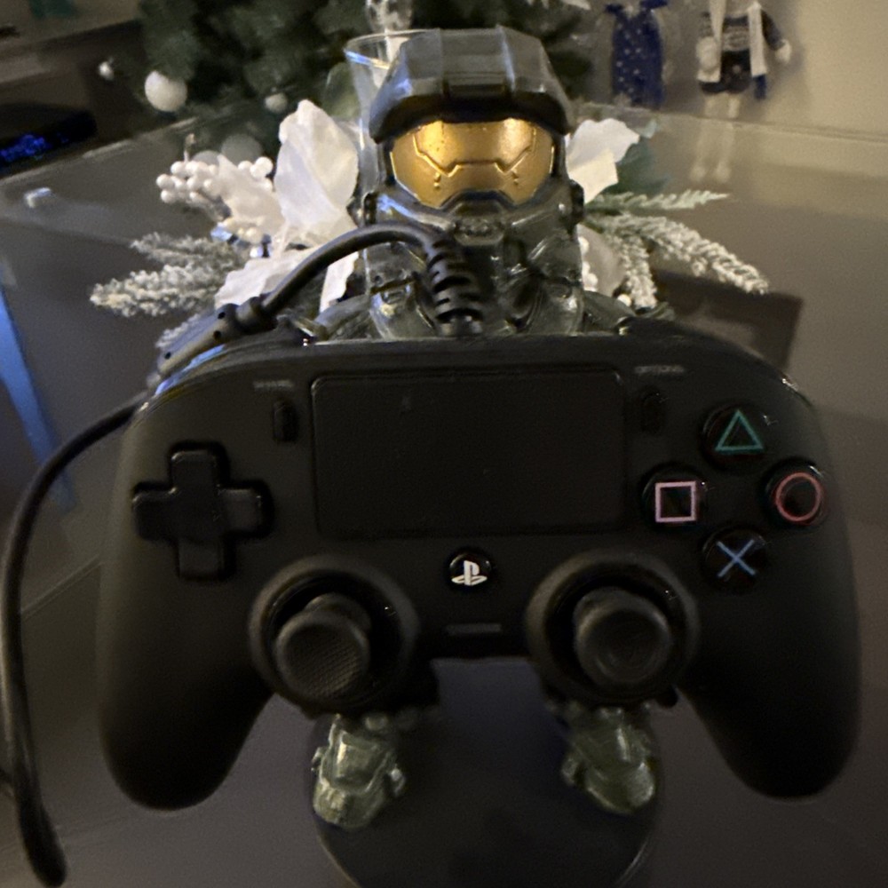 Nacon Wired Controller For PlayStation 4 PS4 and PC, Open Box