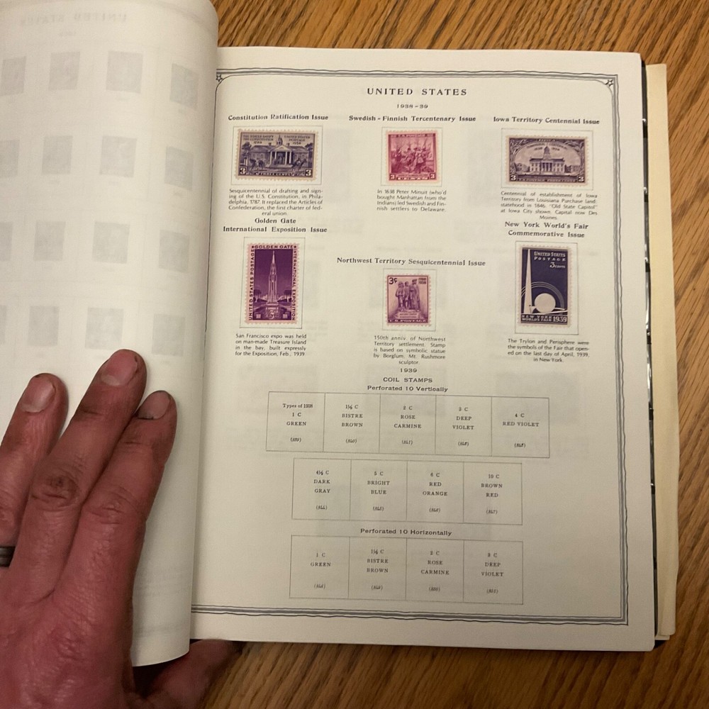 Scott MINUTEMAN STAMP ALBUM w/ about 300 Stamps inside album VERY NICE COND.